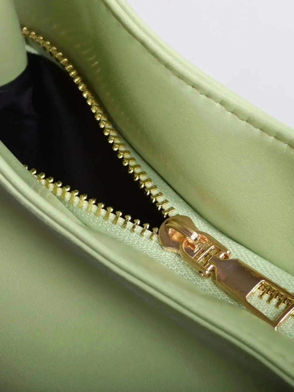 Noir Essence | Bolso Elegamma
