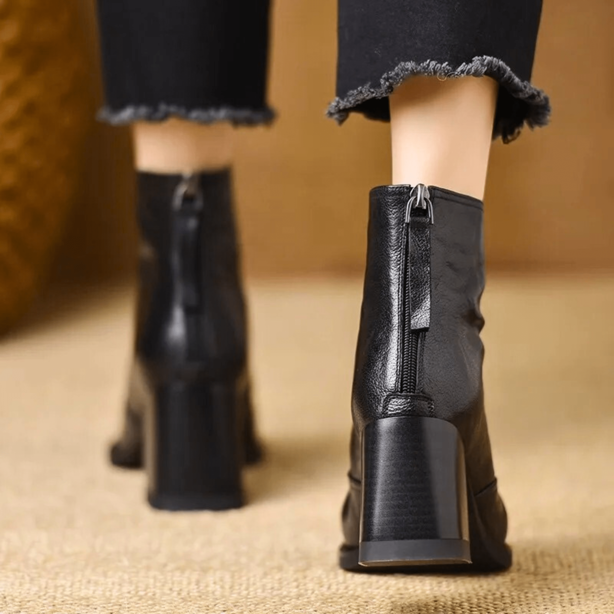 Claudia | Botines de Lujo con Tacón Medio